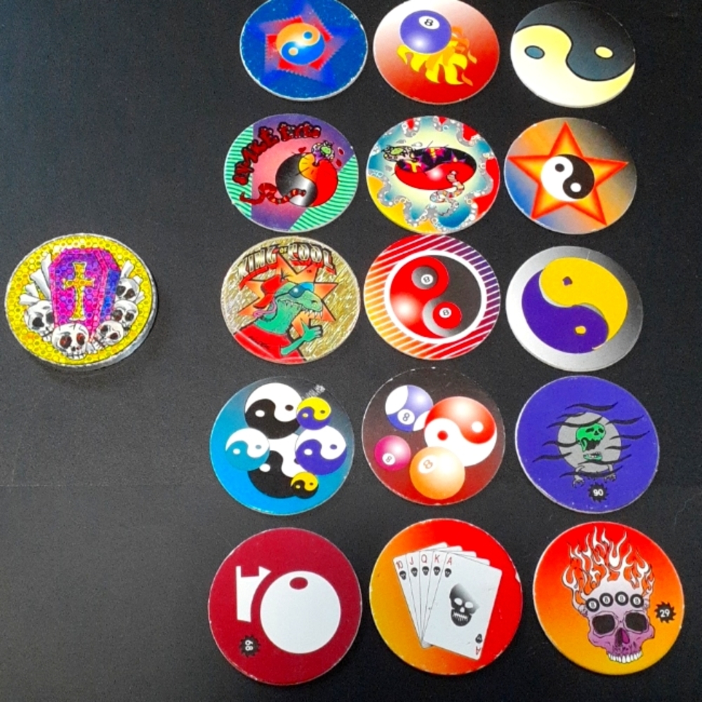 Pogs bundle - set of 15 and 1 slammer